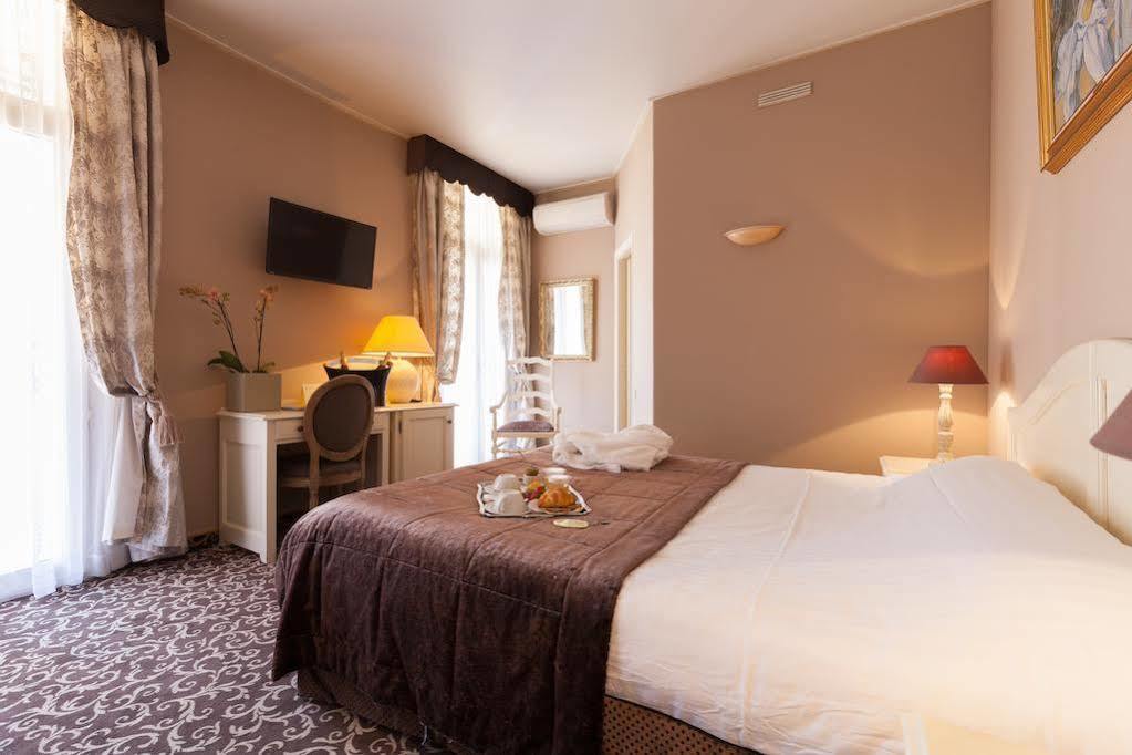 Hotel Des Augustins Aix-en-Provence Esterno foto